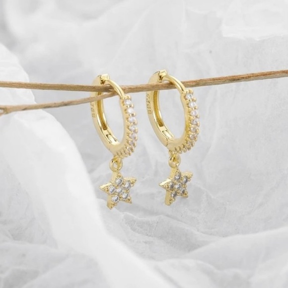 NEW GOLD DIAMOND STAR DROP HOOP EARRINGS, NICE EARRINGS, CUTE EARRINGS - Picture 2 of 8